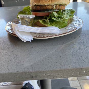 Cafe Baristi - Veggie burger - Coffee & Tea Near Me - Tijuana, BCN