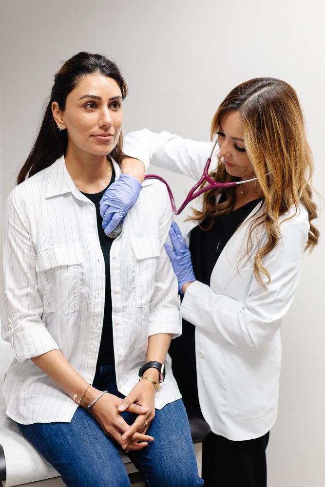 Revive Primary Care & Med Spa Logo