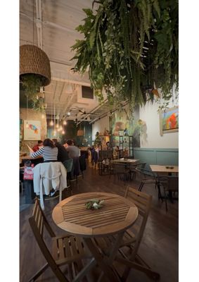 Marna's Eatery and Lounge by null