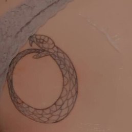 hip tattoo by Frankie Oakes