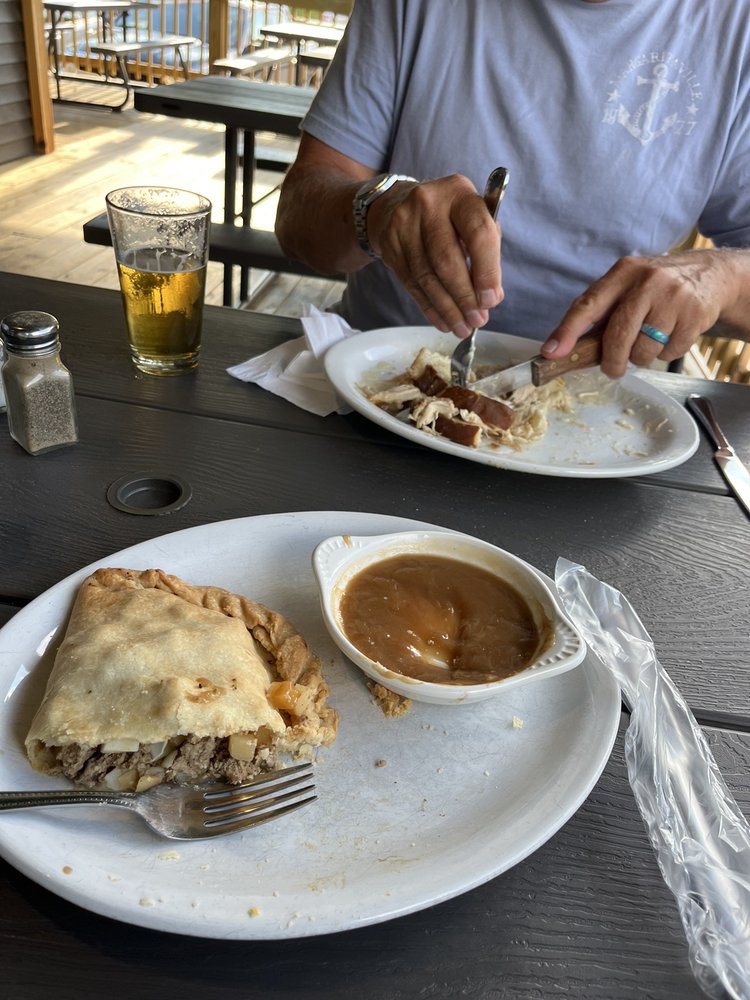 The Northwood Restaurant & Bar Logo