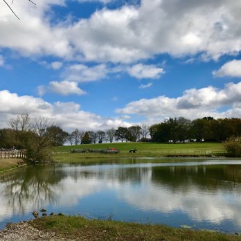 Gentry's Farm - Tractor ride. - Farms Near Me - Franklin, Tennessee