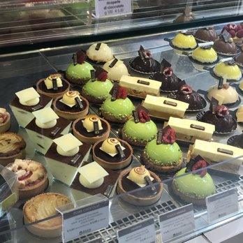 Douce Patisserie - Desserts Near Me - Genoa, GE