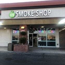V.V SMOKE SHOP
