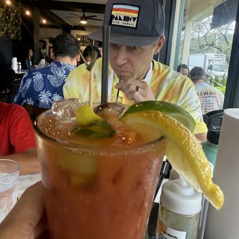 Easy ‘Que - My Bloody Mary was delicious - Barbeque Near Me - Kailua, Hawaii