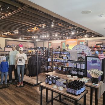 Skyland - Gift shop - Resorts Near Me - Luray, Virginia Skyland - Gift shop - Resorts Near Me - Luray, Virginia