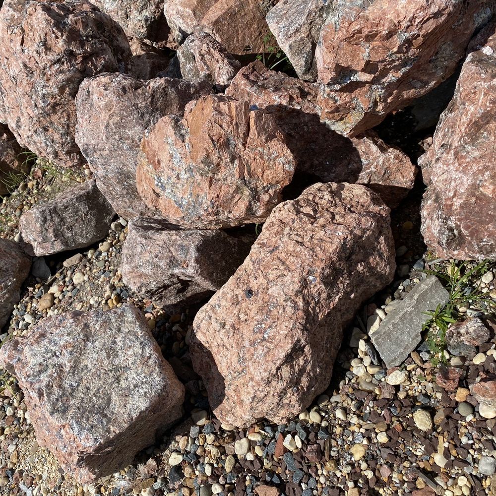 These were beautiful rocks. You can't tell from photo but these are large sparkling rocks.