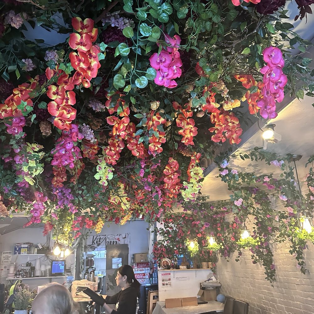 Thaism - Decor - Thai Near Me - Brooklyn, New York Thaism - Decor - Thai Near Me - Brooklyn, New York