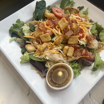 McAlister's Deli - Grilled chicken salad - Salad Near Me - Bonaire, Georgia McAlister's Deli - Grilled chicken salad - Salad Near Me - Bonaire, Georgia
