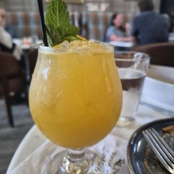 Magnolia House - "Well worth it" non-alcoholic cocktail - Cocktail Bars Near Me - Pasadena, California Magnolia House - "Well worth it" non-alcoholic cocktail - Cocktail Bars Near Me - Pasadena, California