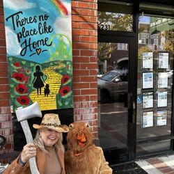 Golden Horse Shoe Antiques - Oops! There's me with a Halloween display in Benicia...
