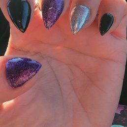 Beauty Nails by Tina