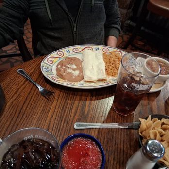 Mexican Inn Cafe - Mexican Near Me - Burleson, Texas
