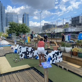 Putting Green - View Of Course - Mini Golf Near Me - Brooklyn, New York