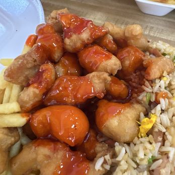 Fina China - Sweet sour chicken - Sushi Bars Near Me - Vega Alta, Puerto Rico