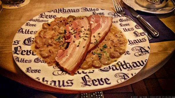Altes Gasthaus Leve by null