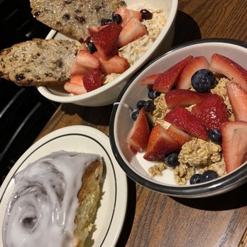 Corner Bakery Cafe - Cinnamon bun oatmeal and yogurt - Cafes Near Me - McAllen, Texas
