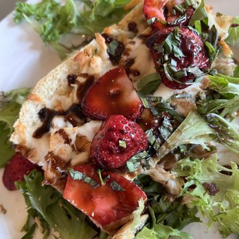 Cafe Sintra - Sintra Caprese - New American Near Me - Sunriver, Oregon Cafe Sintra - Sintra Caprese - New American Near Me - Sunriver, Oregon
