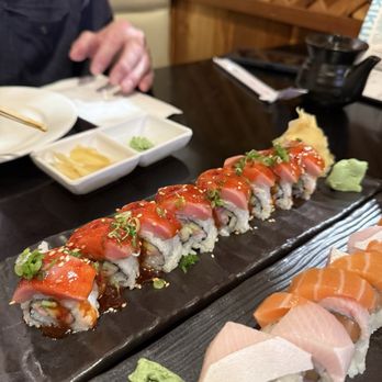 Sakura Bistro Tapas & Sake Bar - Ruby fat roll - Sushi Bars Near Me - Oakland, California