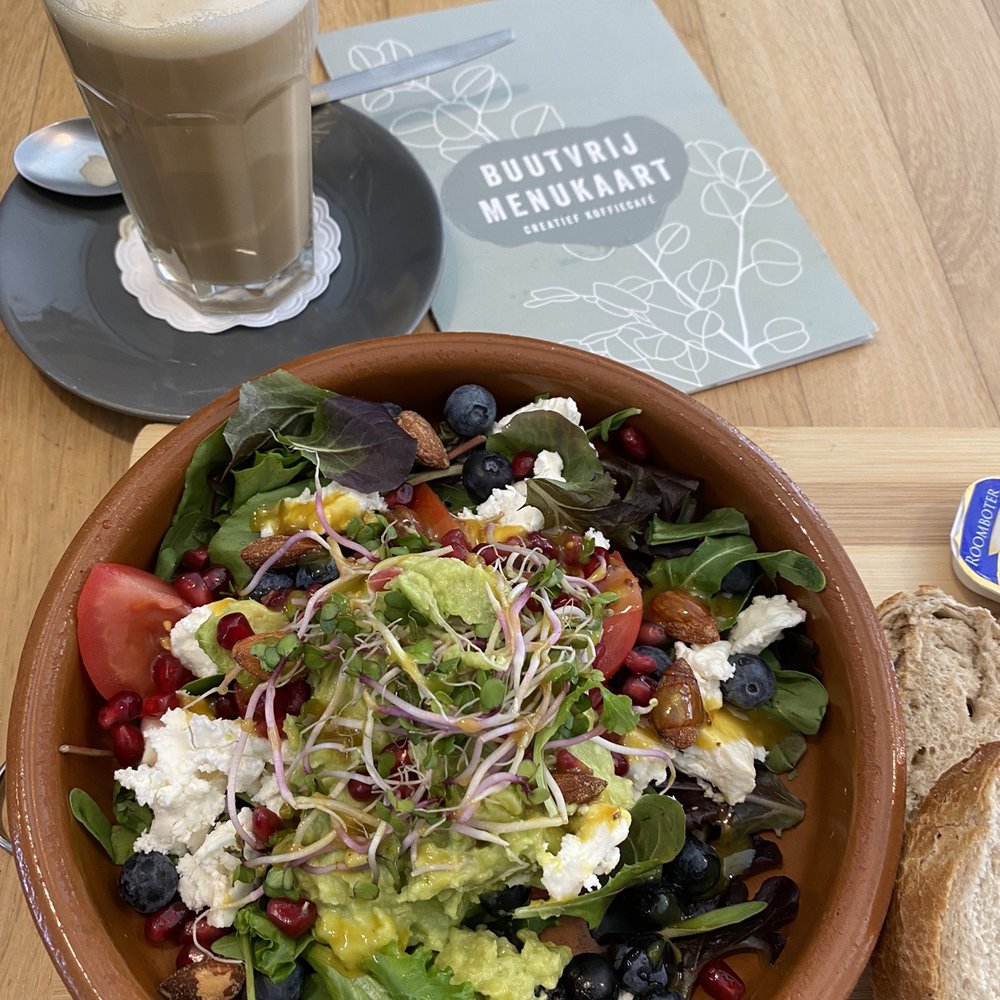 Buut Vrij - Highly recommend the "Mr.avocaat" salad! A delicious combination of fresh figs, blueberries, goat cheese, pomegranade seeds and avocado! - Cafes Near Me - Tilburg, New Brunswick