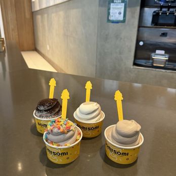 Somisomi - Flavors we tried: oreo, vanilla and banana (favorite) - Desserts Near Me - Santa Clara, California