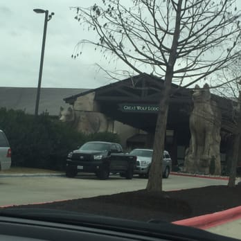 Great Wolf Lodge - Entrance - Resorts Near Me - Grapevine, Texas Great Wolf Lodge - Entrance - Resorts Near Me - Grapevine, Texas