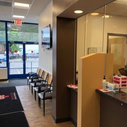 AFC Urgent Care Bronx Webster Ave - AFC Webster Urgent Care Waiting Room