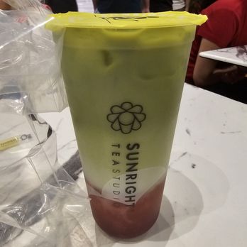 Sunright Tea Studio - Milpitas - Strawberry Matcha Latte - Bubble Tea Near Me - Milpitas, California