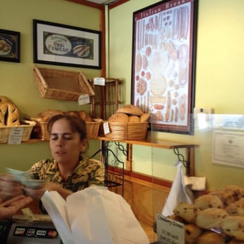Fendu Boulangerie - Bakeries Near Me - Honolulu, Hawaii