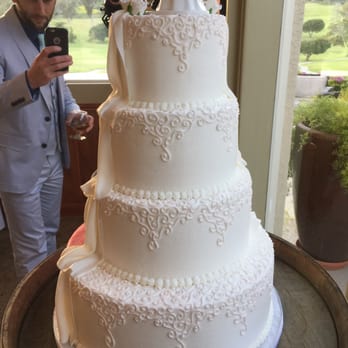 Elegance On Display - Desserts Near Me - Fallbrook, California