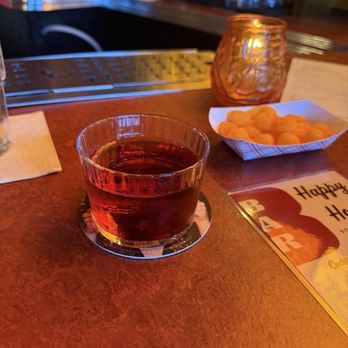 Bar Betsie - Rose - Cocktail Bars Near Me - Washington, DC, District of Columbia