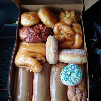 Frank's Donuts & Muffins - Donuts Near Me - Tacoma, Washington Frank's Donuts & Muffins - Donuts Near Me - Tacoma, Washington