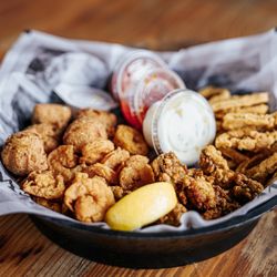 King Claw - Juicy Seafood & Bar