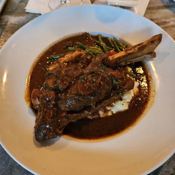Cafe Benedicte - Lamb shank with green beans and mashed potatoes. amazing - Mediterranean Near Me - Houston, Texas Cafe Benedicte - Lamb shank with green beans and mashed potatoes. amazing - Mediterranean Near Me - Houston, Texas