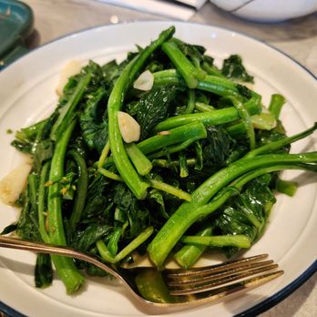 Supreme Dumplings - garlic stir fried yu choy - Shanghainese Near Me - Kirkland, Washington Supreme Dumplings - garlic stir fried yu choy - Shanghainese Near Me - Kirkland, Washington