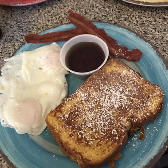 Cafe Strudel - Hawaiian French toast - New American Near Me - West Columbia, South Carolina