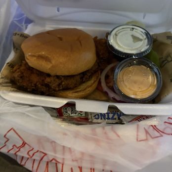 Food + Beer - Nashville hot chicken - Sports Bars Near Me - Bradenton, Florida