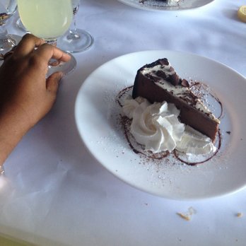 Gianna's - Italian Near Me - Yonkers, New York
