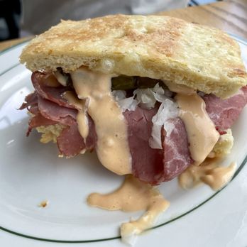 Housewife - Rueben - Breakfast & Brunch Near Me - Grandview, Missouri Housewife - Rueben - Breakfast & Brunch Near Me - Grandview, Missouri