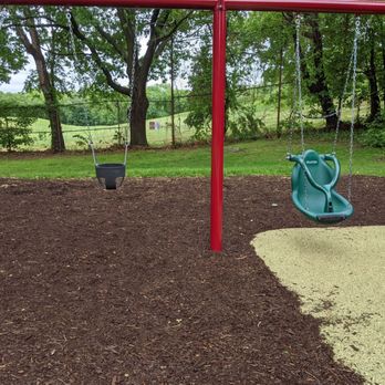 Stoney Brae Playground - Swings - Playgrounds Near Me - Quincy, Massachusetts Stoney Brae Playground - Swings - Playgrounds Near Me - Quincy, Massachusetts