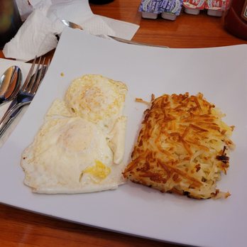 Delano's Diner - Eggs and hash brown that came with the biscuit and gravy. - Coffee & Tea Near Me - Wichita, Kansas