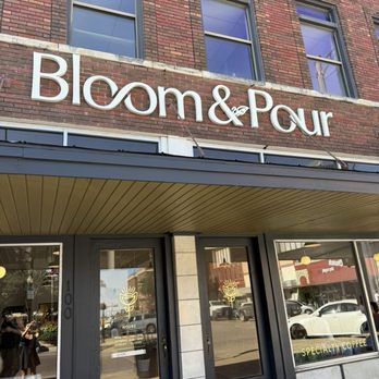 Bloom and Pour - entrance - Coffee & Tea Near Me - Waxahachie, Texas