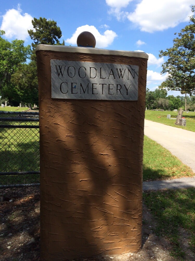 HIGHLAND MEMORIAL PARK 13 Photos 910 E Silver Springs Blvd, Ocala