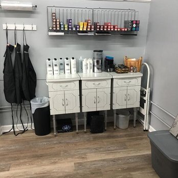 Underground Hair & Nails - Nail Salons Near Me - Morris, Illinois Underground Hair & Nails - Nail Salons Near Me - Morris, Illinois