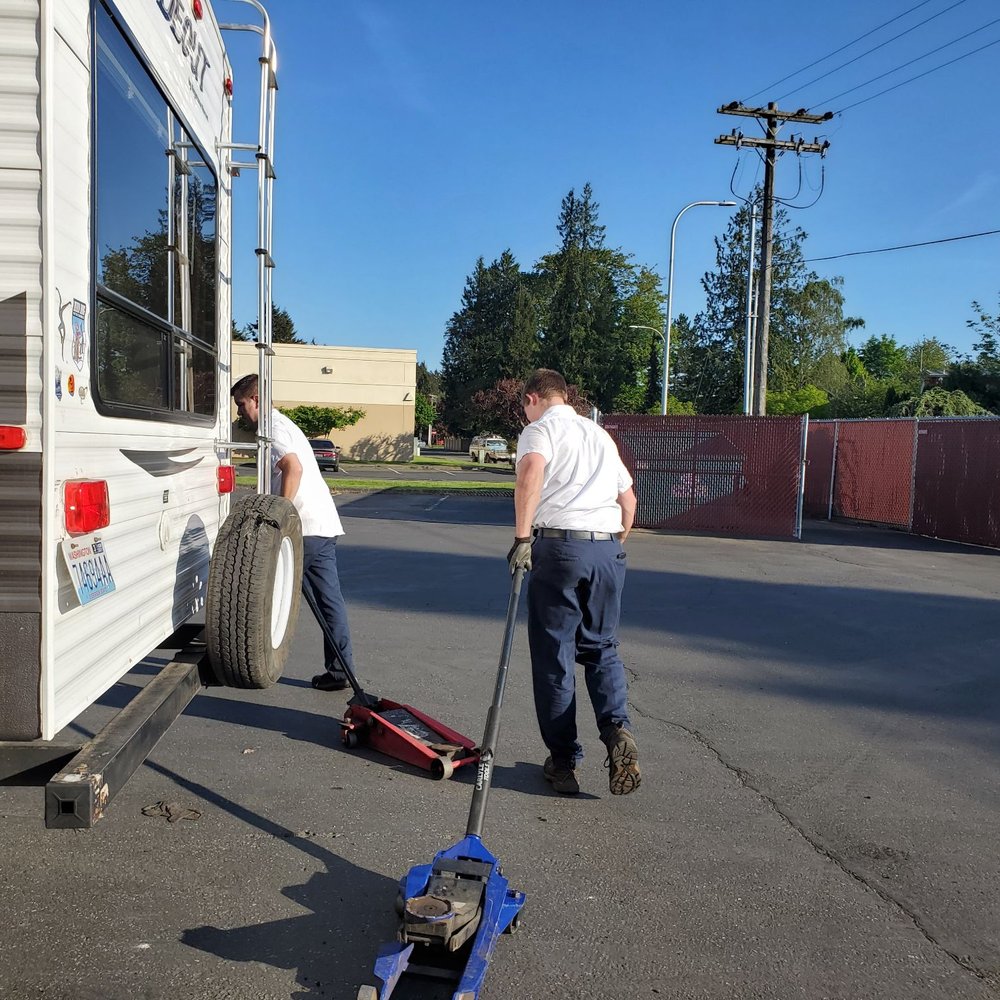 Les Schwab Tire Center - They were quick and professional!! - Tires Near Me - Centralia, Washington Les Schwab Tire Center - They were quick and professional!! - Tires Near Me - Centralia, Washington