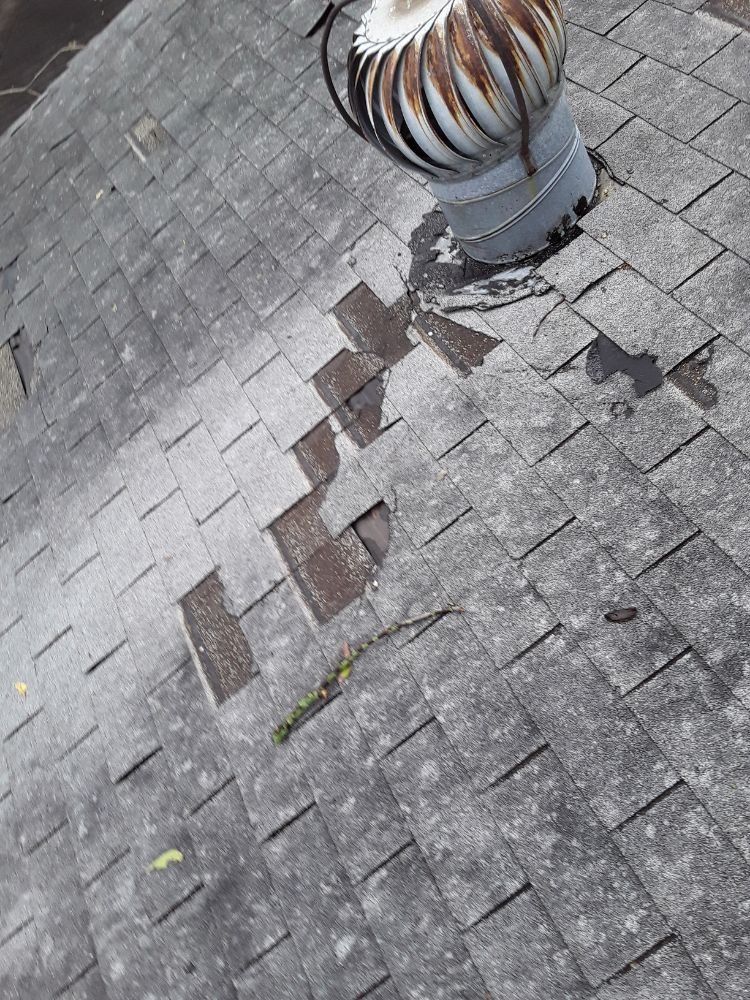 Slide of YFM Roofing