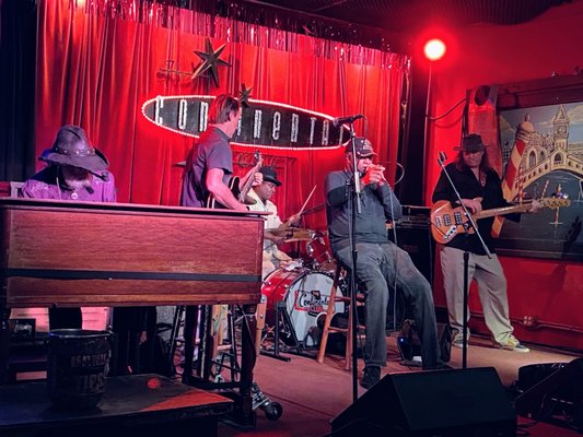 The Continental Club by null