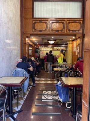 queen bakery II by null