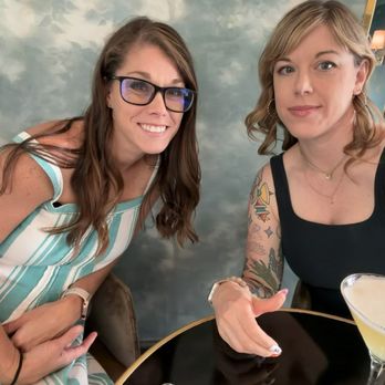 Goldfinch - Me and my sis catching up. - Cocktail Bars Near Me - Wichita, Kansas