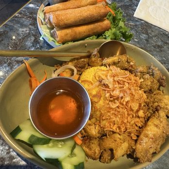 Chao - Lemon Lemongrass Chicken & Rice, and spring rolls. - Asian Fusion Near Me - Honolulu, Hawaii